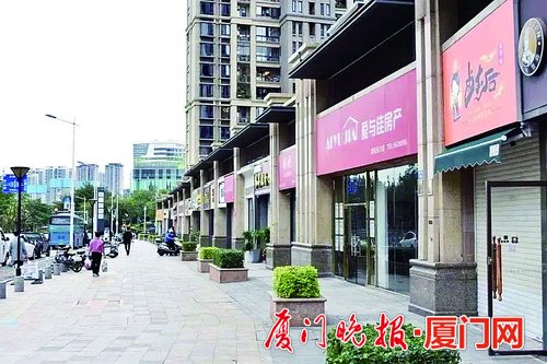 尊龙凯时官方网站厦门打造12条户外广告招牌设施设置精品路段